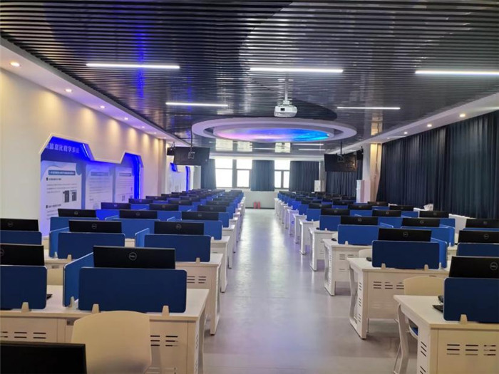 1667352129922416.jpg 3計算機中心1.jpg